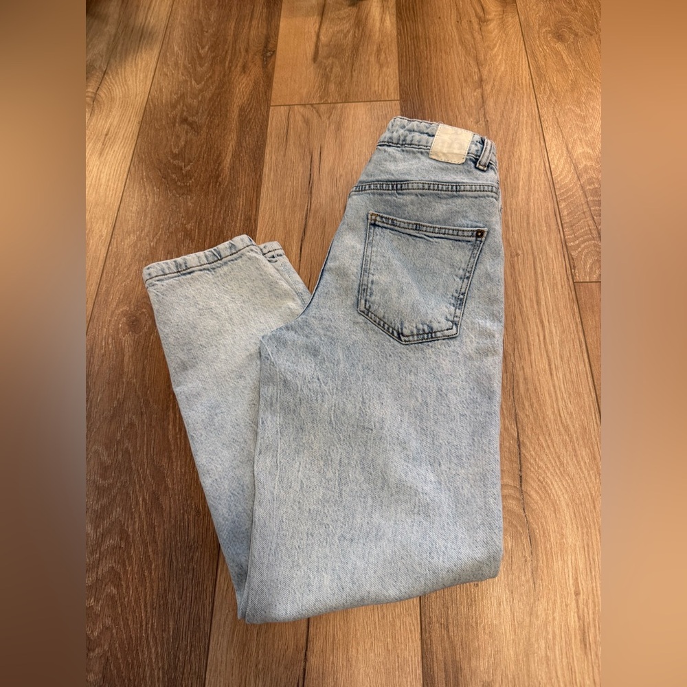 Zara Women's Light Blue Straight Leg Jeans